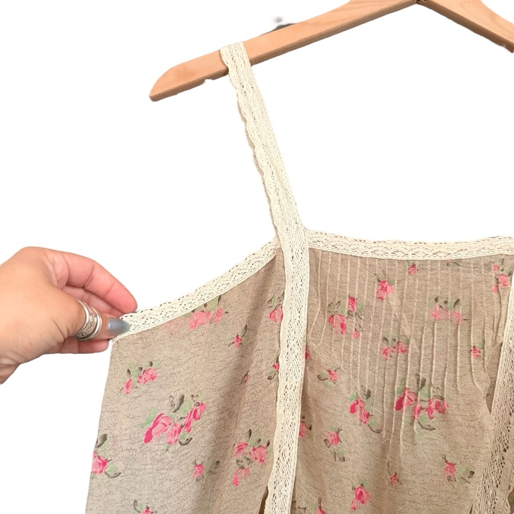 Free People Floral Beige Sleeveless Top with Lace Trim - Picture 4 of 6